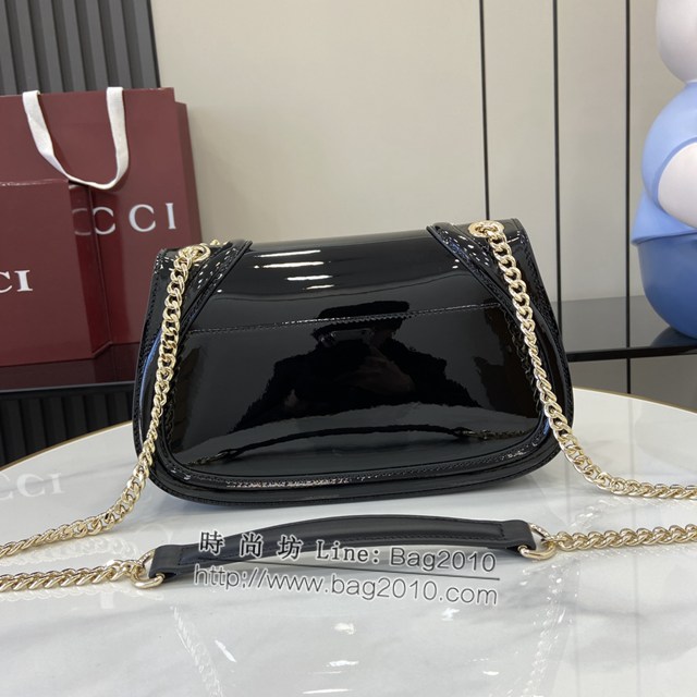 Gucci專櫃古馳最新款Blondie系列迷你肩背包女士鏈條挎包 jh2168型號：815711
